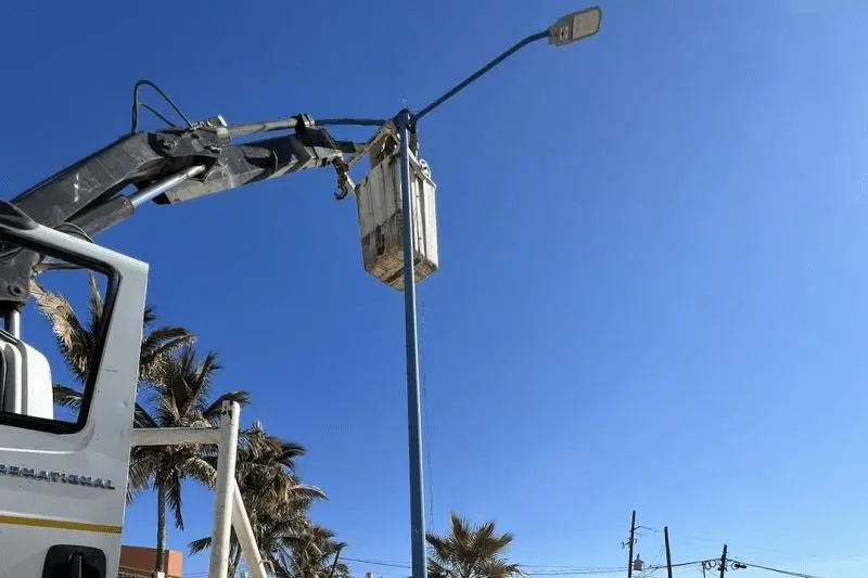 90% del alumbrado público en Los Cabos se encuentra cubierto