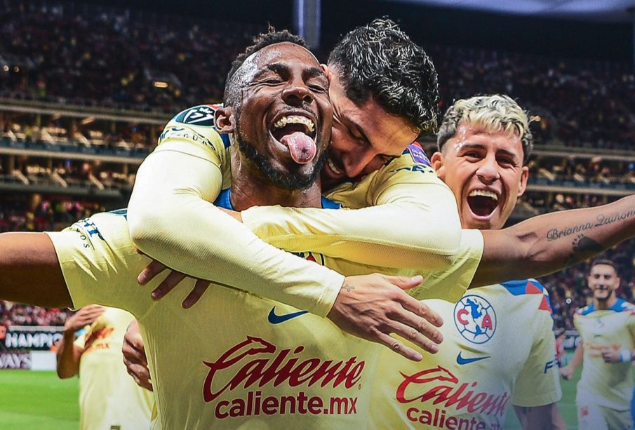 América goleó a Chivas