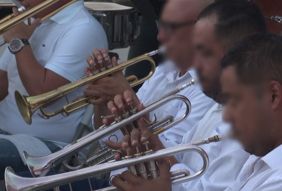 Banda tocando