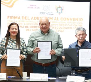 Firma de convenio de gobierno estatal y municipal