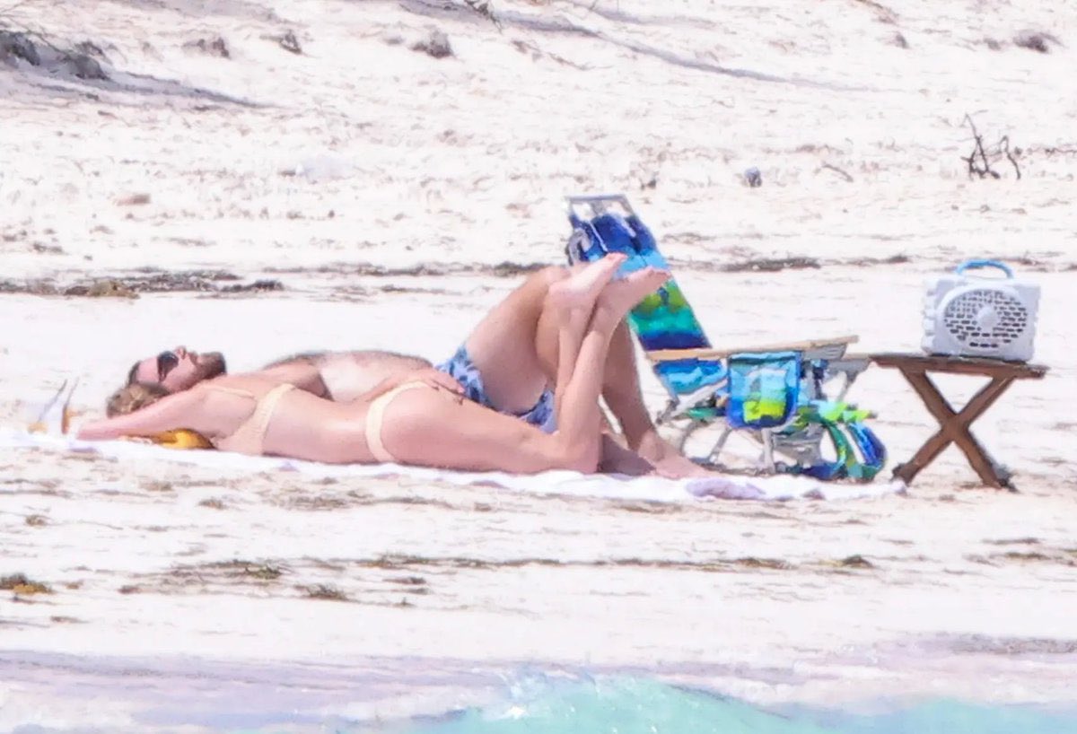 Taylor Swift y Travis Kelce disfrutan de románticas vacaciones en las Bahamas (FOTOS)