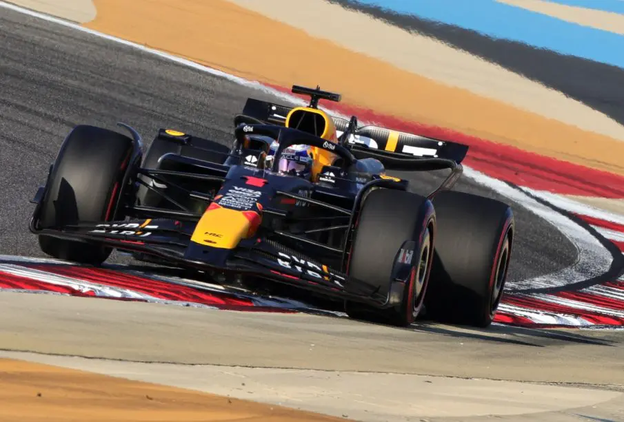 Max Verstappen, de Red Bull Racing en pista