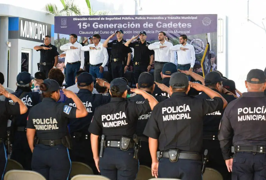 Policías municipales de Los Cabos