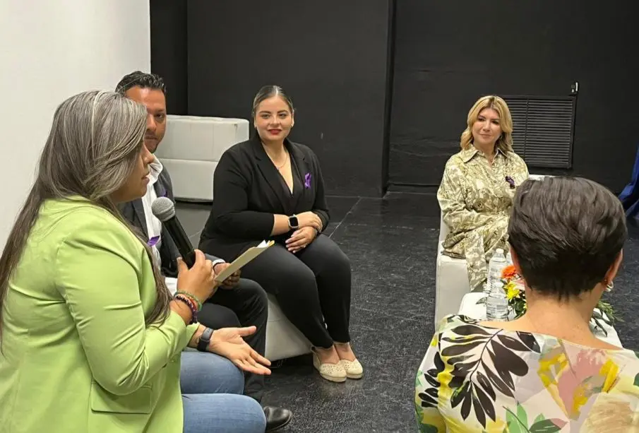 Realizan foro de mujeres exitosas en el ámbito turístico
