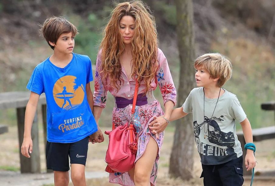 Shakira y sus hijos Milán y Sasha