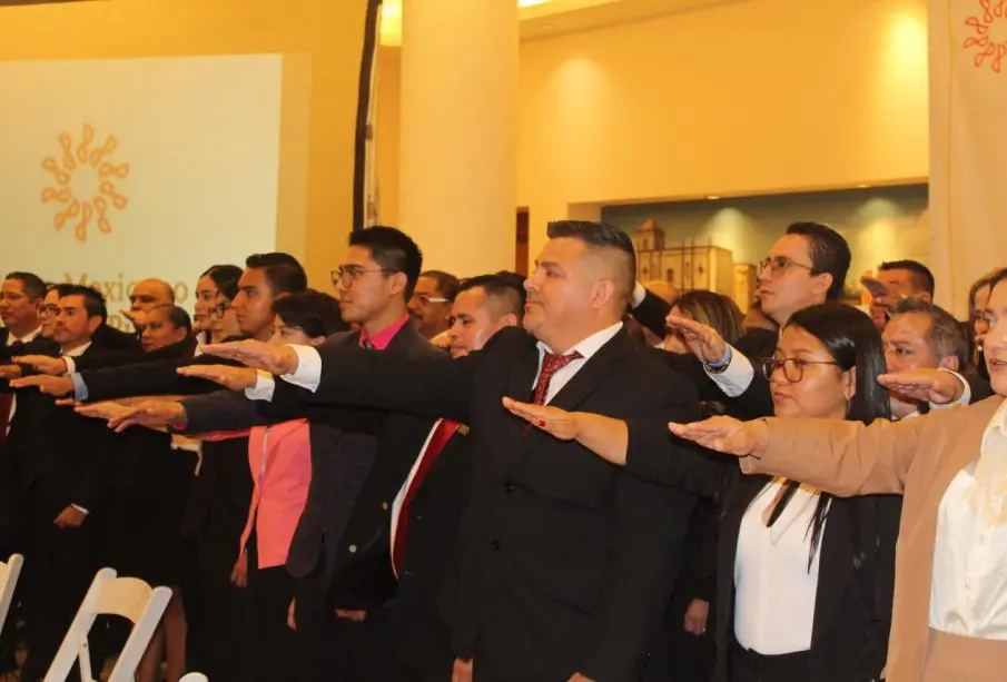 Toma protesta consejo directivo