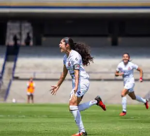 La cabeña Daniela Espinosa anota golazo de tiro libre en empate de Xolas Femenil