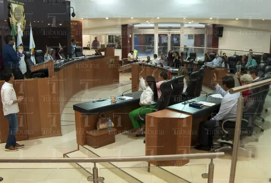 Seis diputados de BCS solicitan licencia para participar en elecciones locales