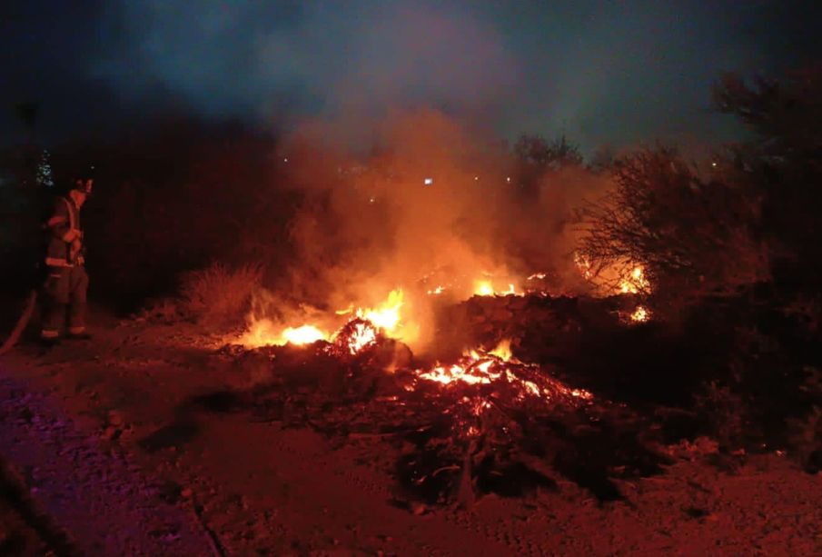 Van en aumento incendios de predios abandonados en La Paz