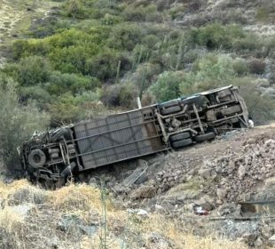 Autobús en el barranco