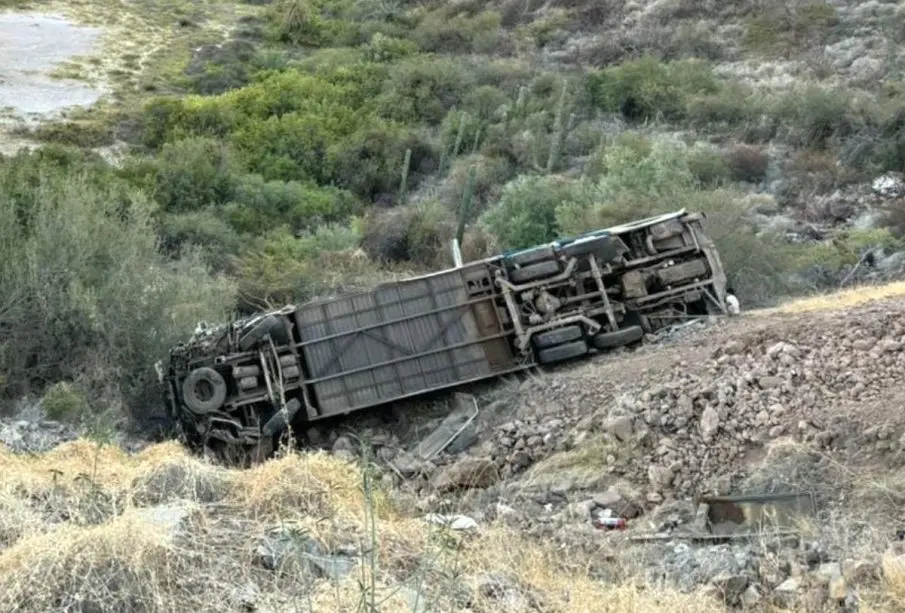 Autobús en el barranco
