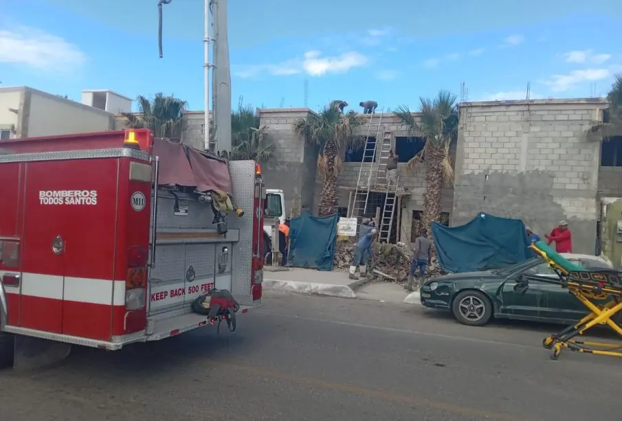 Bomberos en Todos Santos.