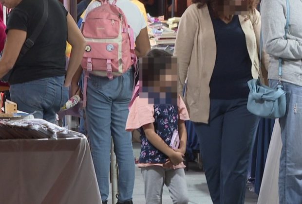 Fotografía de Mujer con su hija desaparecidas en Cabo San Lucas