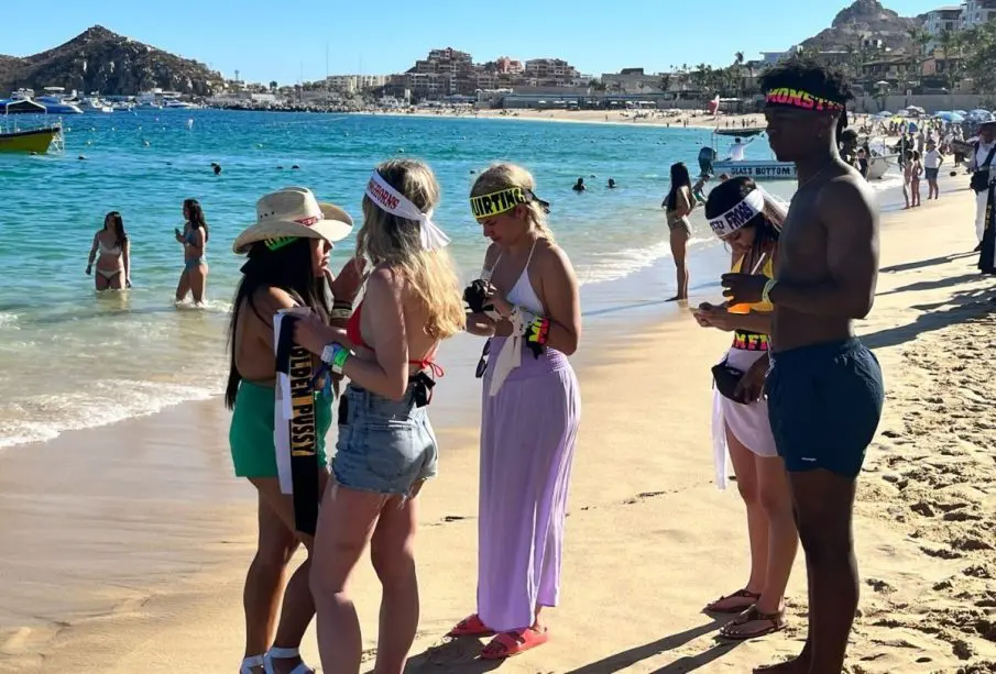 Spring Breakers en Los Cabos