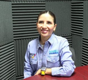 Susana Zatarain en entrevista radiofónica