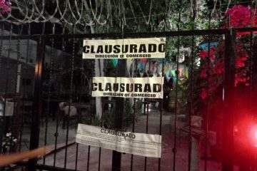 Bar clausurado en La Paz