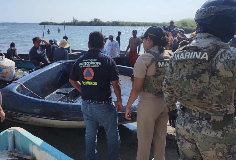 Dos turistas muertos y tres heridos, embarcación volcó en Guerrero