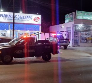 Ladrón encapuchado asalta farmacia en La Paz; logra huir