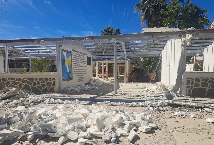 Sin clases en secundaria de Todos Santos por mala planeación