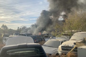 Sofocan incendio en corralón municipal de Los Cabos