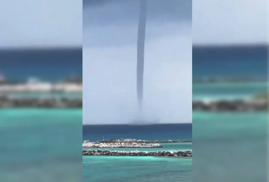 Tromba marina en Quintana Roo