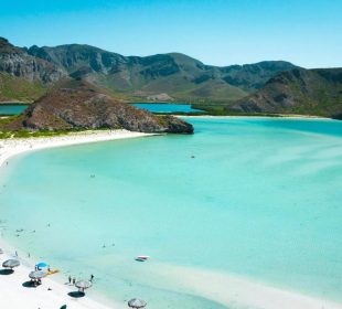 Turista muere ahogado en playa Balandra de La Paz
