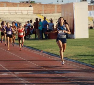 Valerio Galindo corriendo en pista