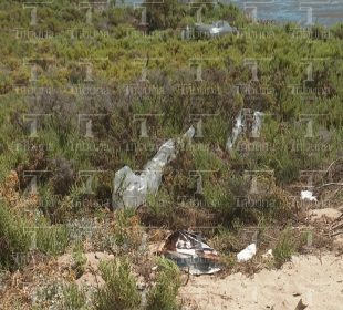 Basura en El Comitán después del fin de semana santo en La Paz