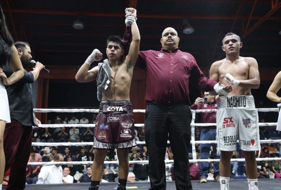 Sudcalifornianos triunfan en velada boxística en La Paz