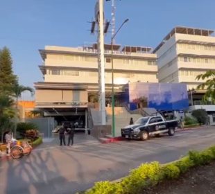 Comando irrumpe hospital de Cuernavaca, Morelos; hay una persona muerta