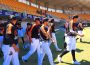 Jugadores de beisbol en La Paz