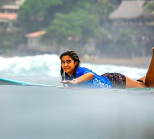 Surfista en el mar