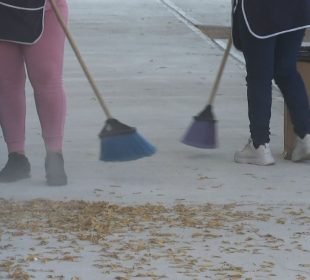 Personal de limpieza denuncia abuso laboral en hospital de La Paz