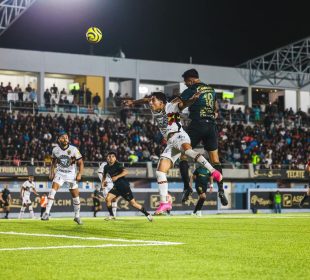 Atlético La Paz y Leones Negros empatan en ida de semifinales