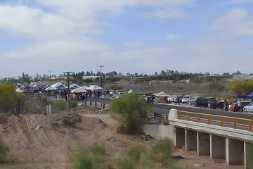 Bloqueo carretero de docentes en Comondú