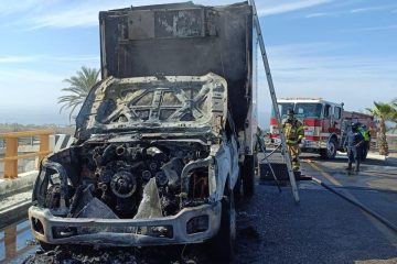 Camión incendiado