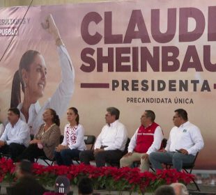 Claudia Sheinbaum en Los Cabos de campaña
