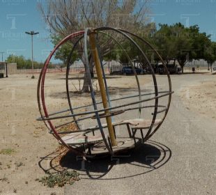 Continúa el abandono total en el Parque Nuevo Sol en La Paz