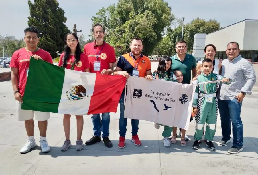 Estudiantes sudcalifornianos participan en Infomatrix Iberoamérica