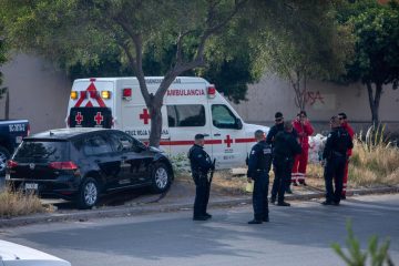 Oficiales investigando asesinato del jefe de la policía en Tijuana