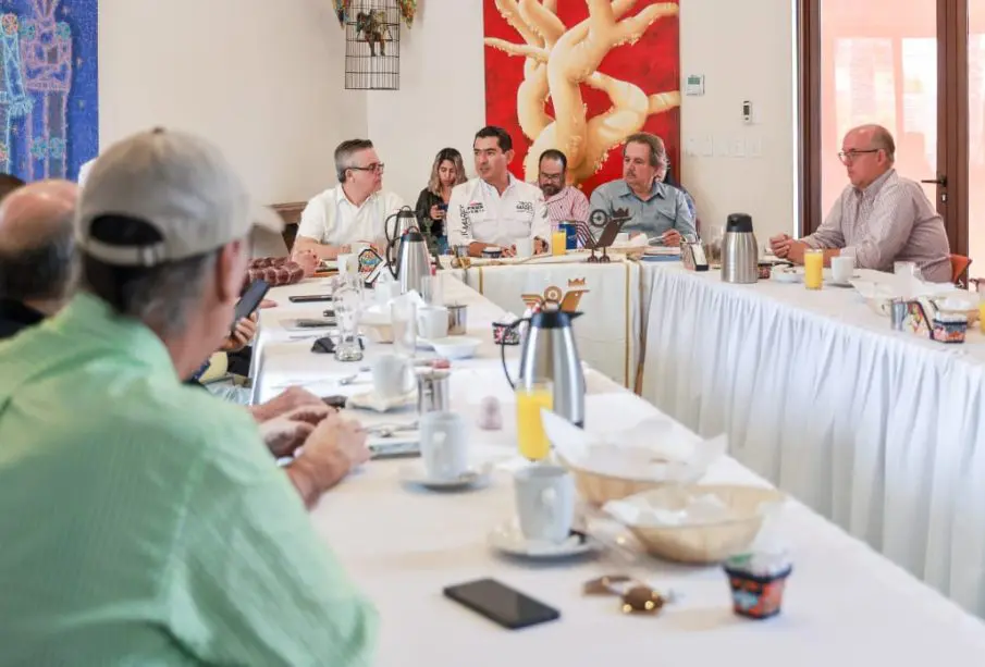 Rigo Mares con Grupo Madrugadores