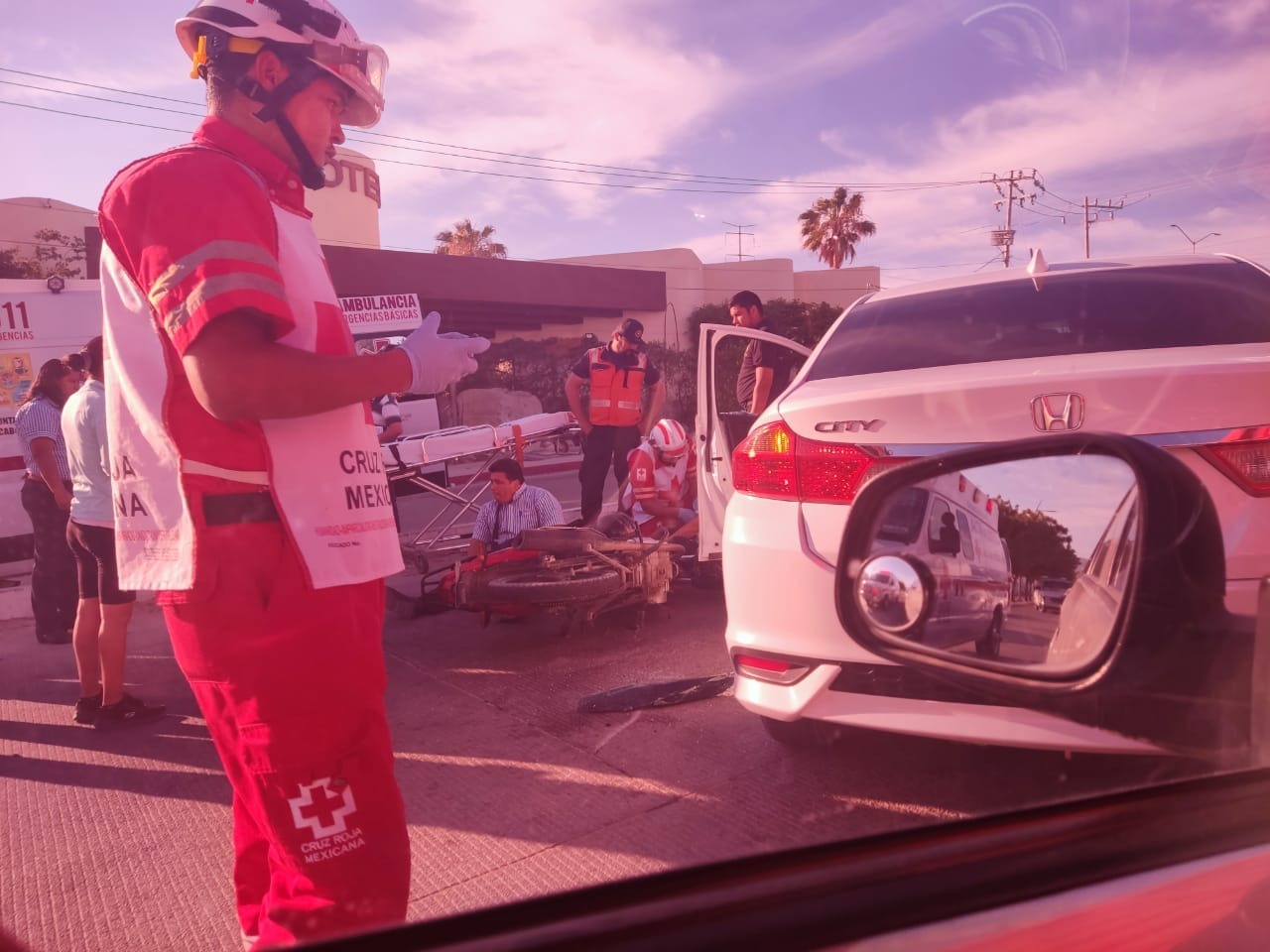 Congestión vial por múltiples accidentes en Los Cabos