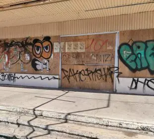 Locales del Centro Histórico de La Paz son víctimas del vandalismo