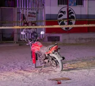 Motociclista atropella a niño de tres años en La Paz