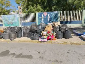 Montañas de basura amenazan la salud de alumnos de primaria en La Paz