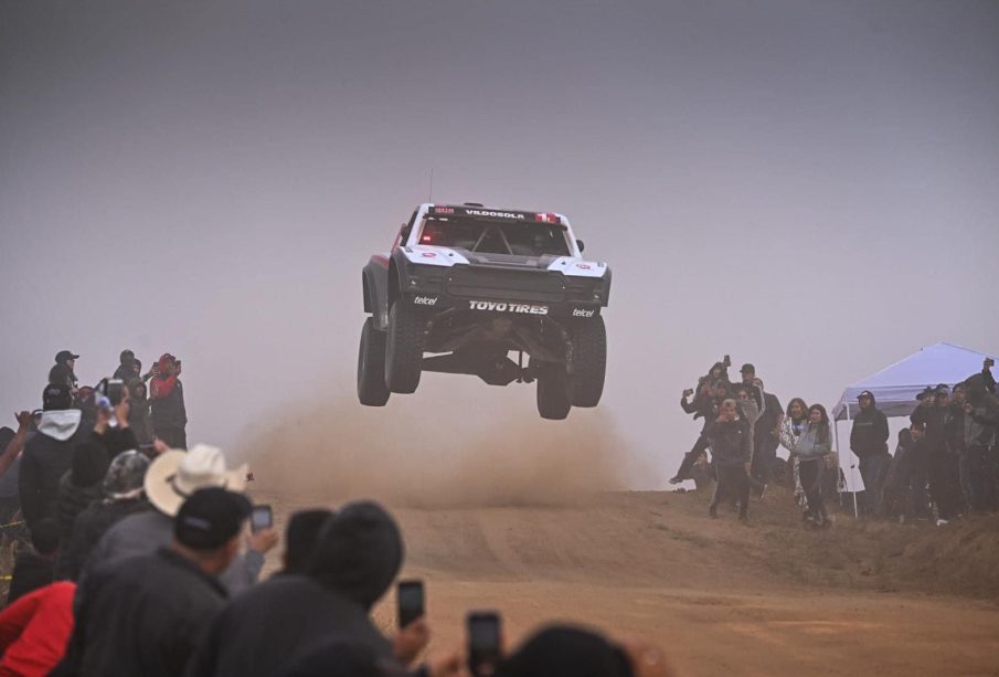 Familia Vildosola se hace presente en el podio de la Baja 500