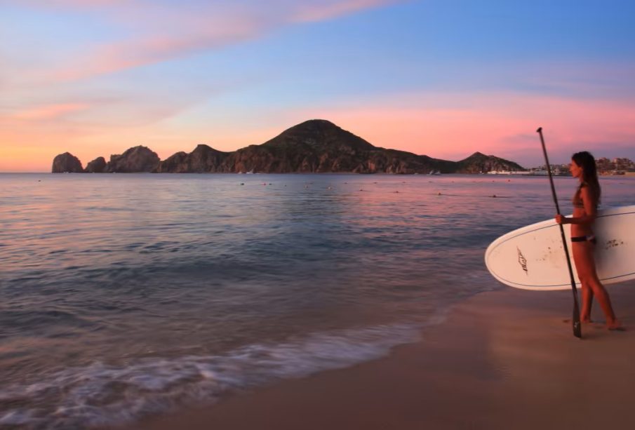 La playa El Médano un paraíso que encanta a turistas y locales