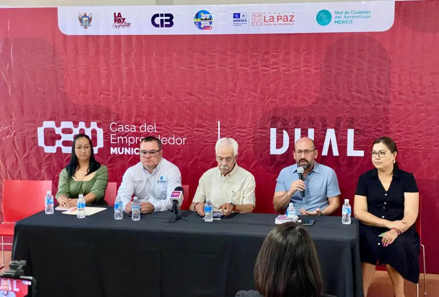 Lanzan convocatorias para emprendedores y estudiantes