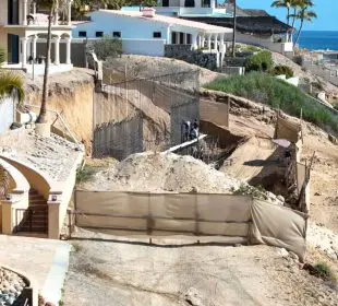 Acceso bloqueado a playa