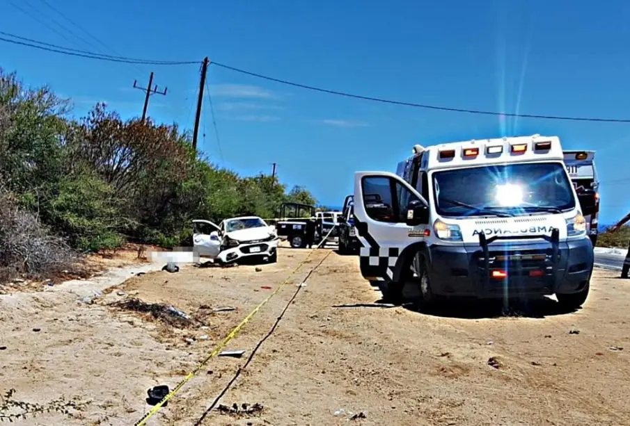 Vehículo sufre accidente vial en BCS